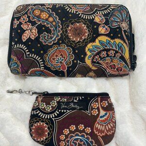 VGUC Vera Bradley Large Zip Clutch and Zip ID Case